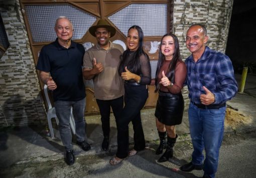 Ao lado de Elinaldo e Dudu do Povo, Paulo Azi participa do São Pedro do Parque Satélite